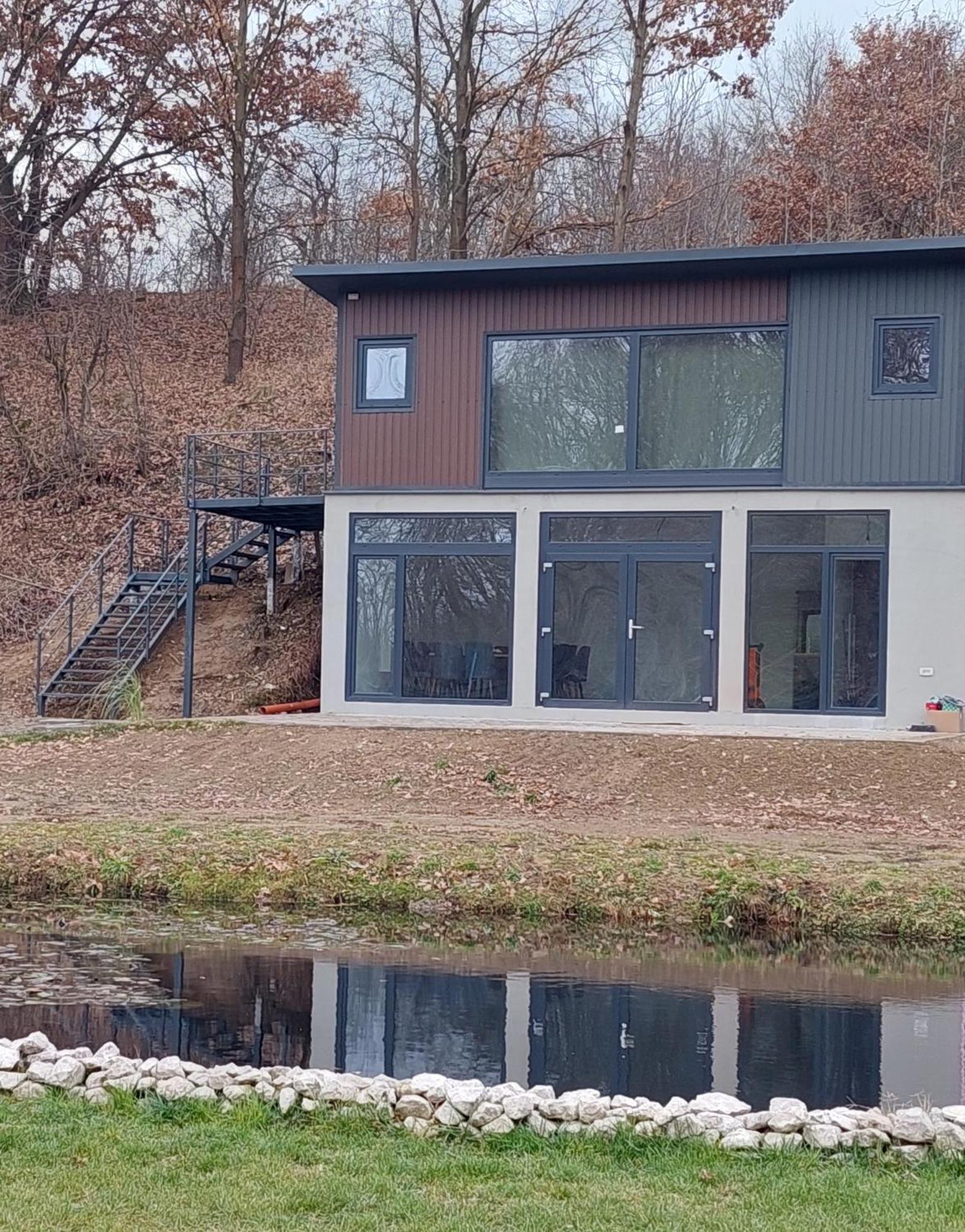 Casa Kaf Villa Sebesel Buitenkant foto